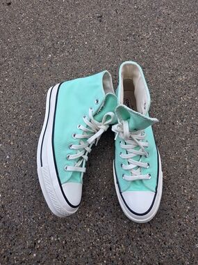 Converse All  Star High Top Sneakers in Mint Green Women 9